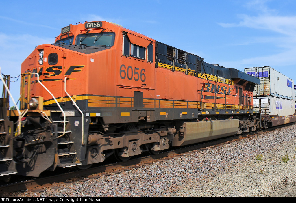 BNSF 6056